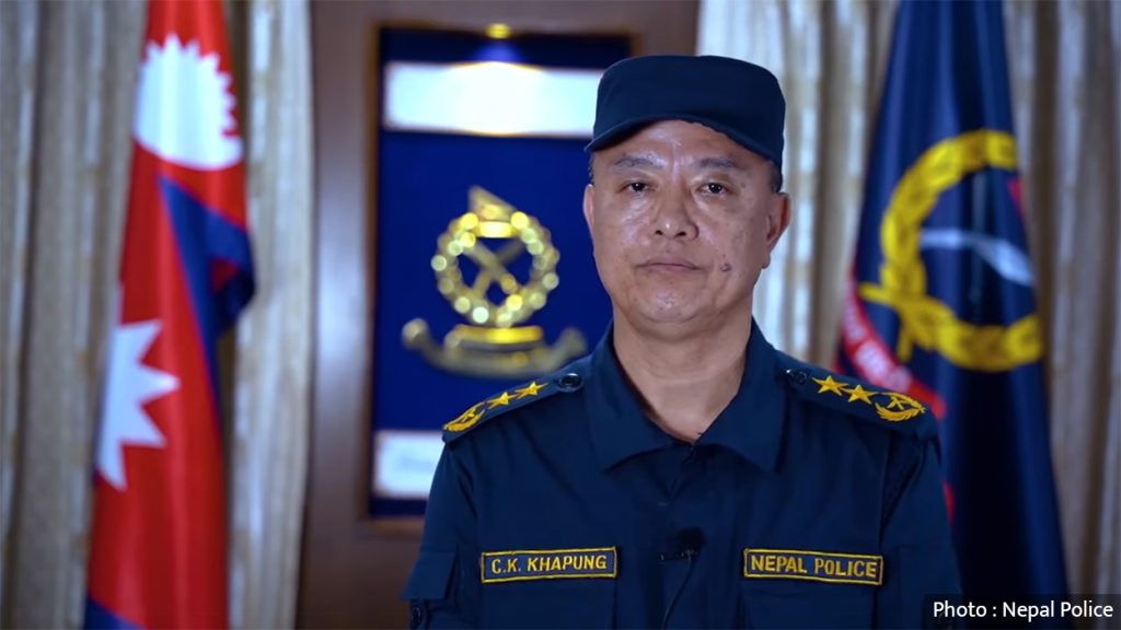डीआईजी खापुङको भने राजीनामाको चेतावनी दिएको छैन